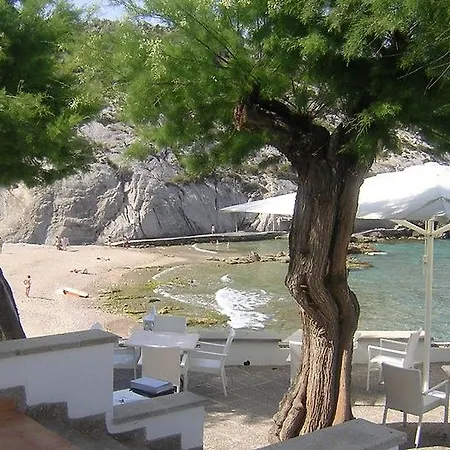 Hoposa Niu 4* Cala de Sant Vicenc