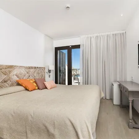 Otel Hoposa Niu Cala de Sant Vicenc