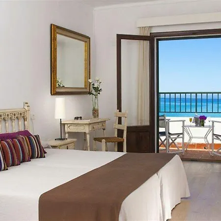 Hoposa Niu Cala de Sant Vicenc